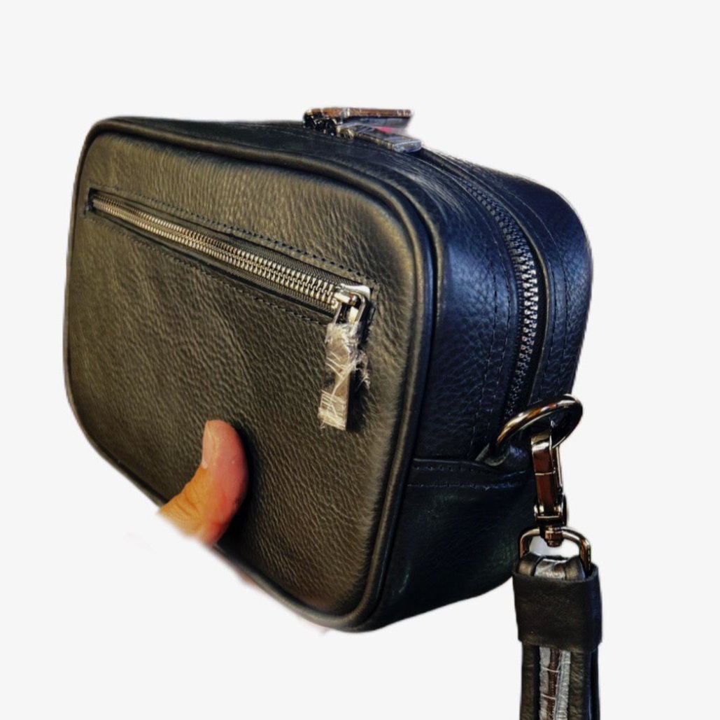 CROSSBODY Y NECESSER DE COCODRILO