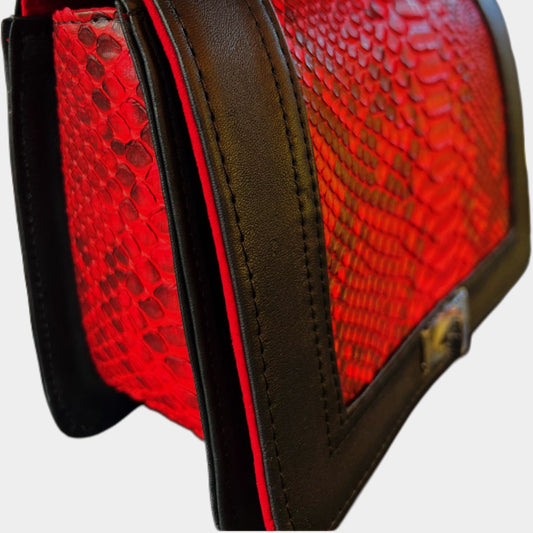 CROSSBODY PITON